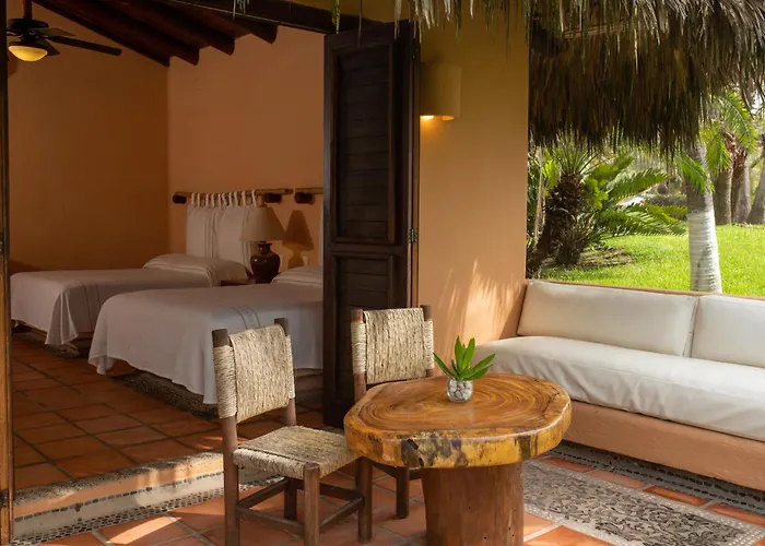 Puertas Paraíso Boutique Zihuatanejo